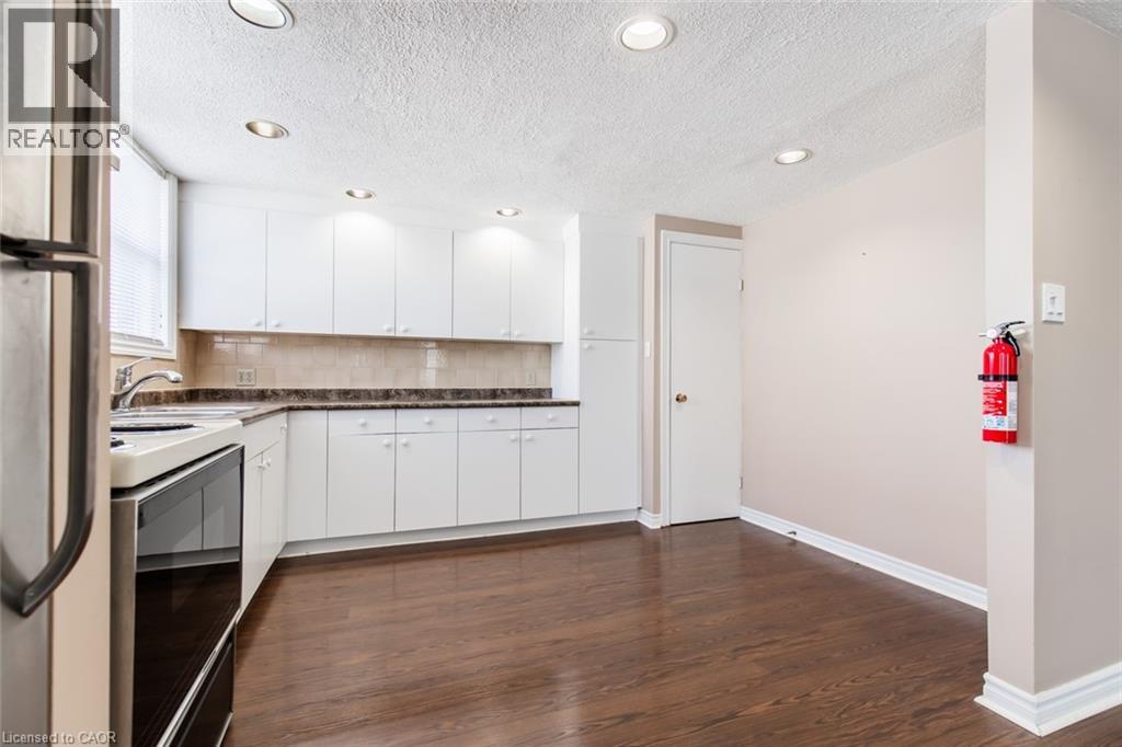 2340 King Street E, Hamilton, Ontario  L8K 1X7 - Photo 20 - 40790694