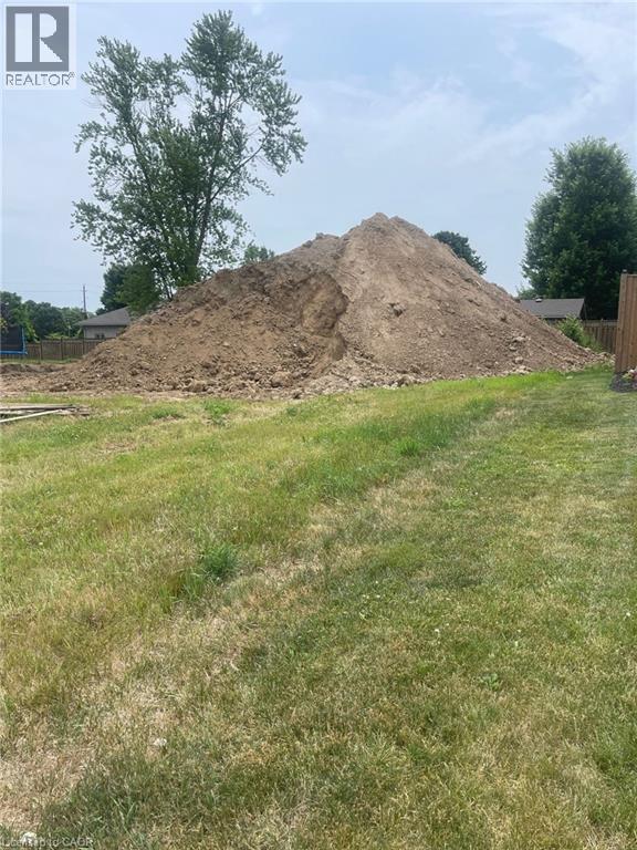 13 SUNVIEW Drive, Norwich, Ontario