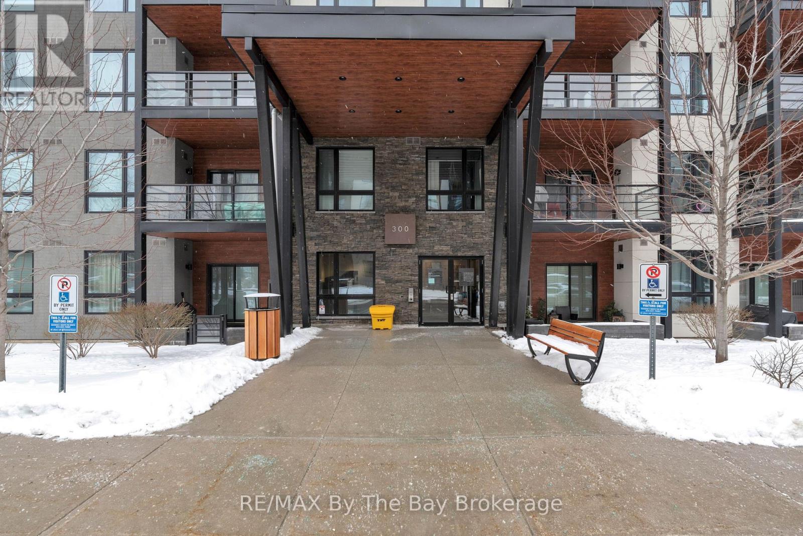 309 - 300 ESSA ROAD, Barrie, Ontario