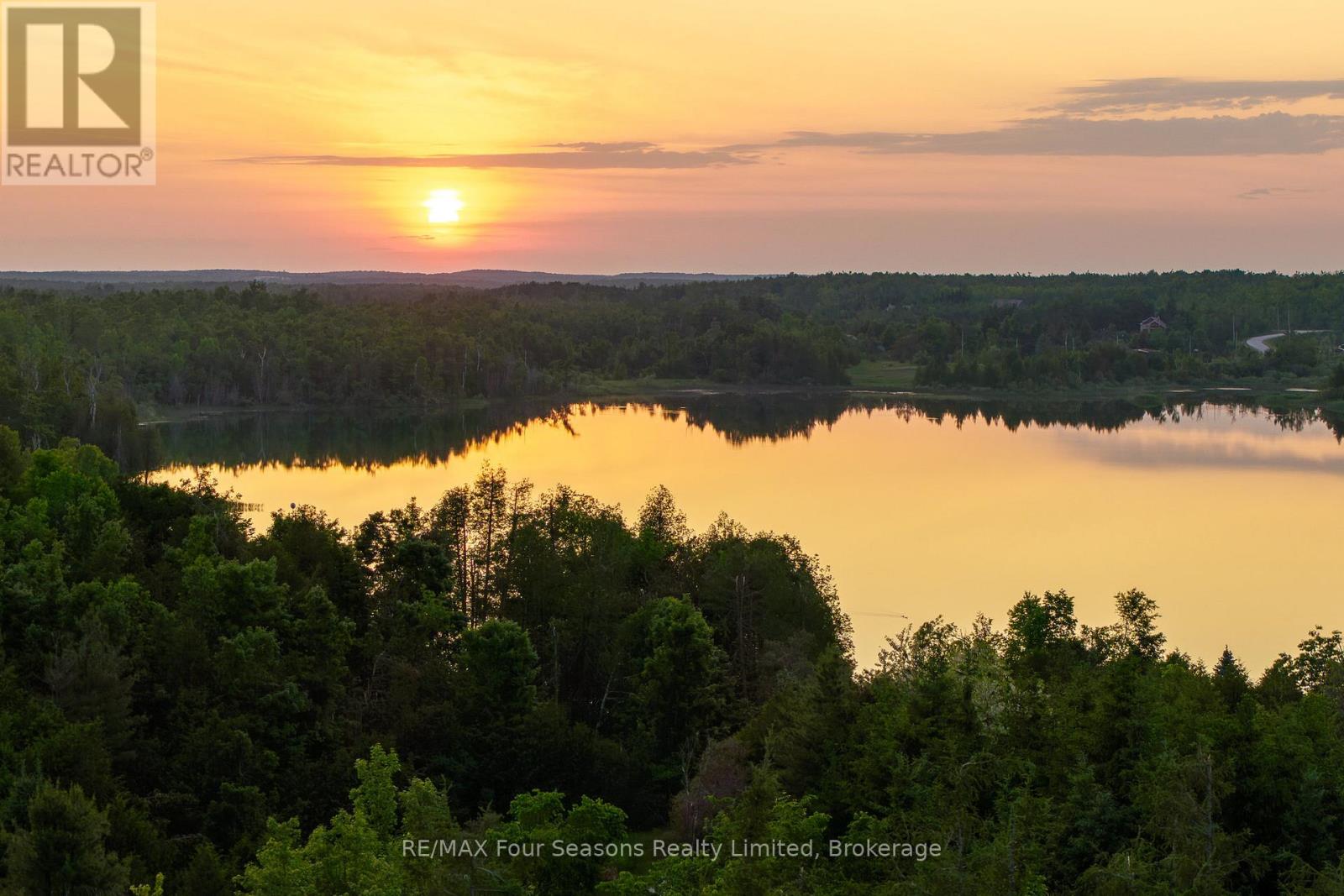 188 Highpoint Crescent, Grey Highlands, Ontario  N0C 1M0 - Photo 39 - X12646238