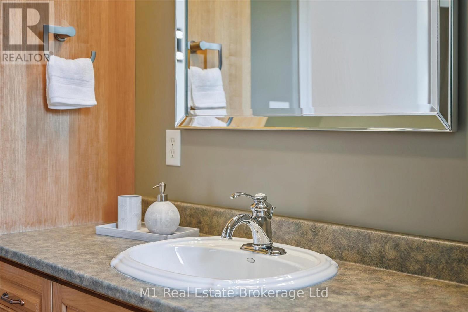 128 Wellington Road 7 Road, Centre Wellington, Ontario  N0B 1S0 - Photo 36 - X12673744