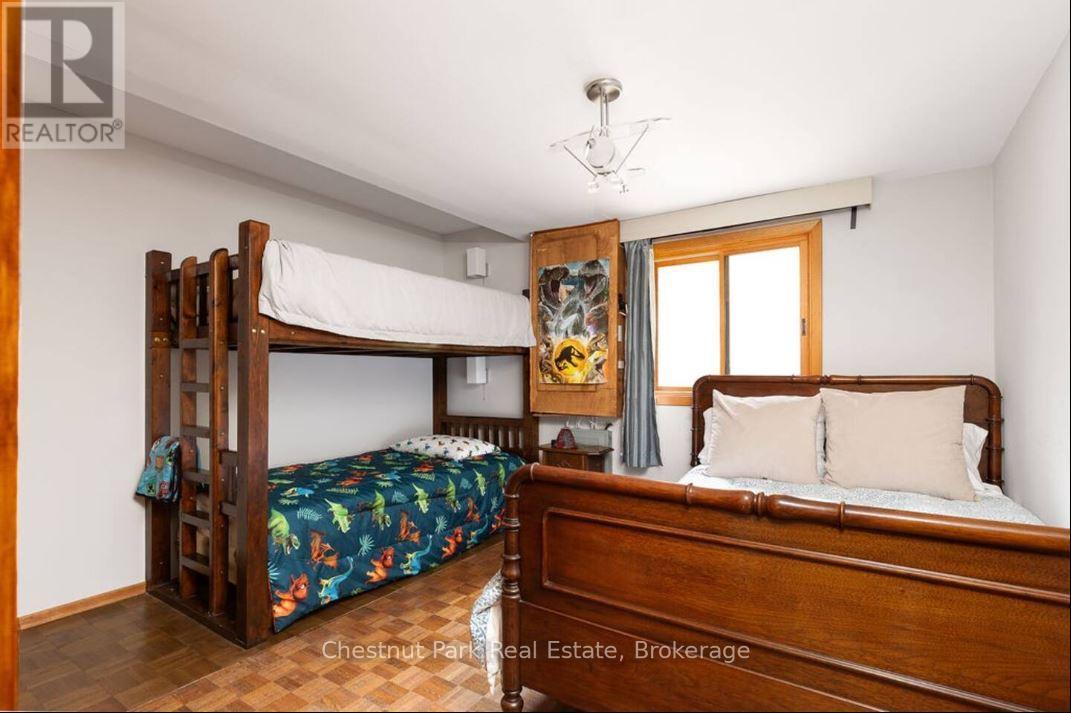 275 North Menominee Lk Road, Lake Of Bays, Ontario  P1J 2J3 - Photo 12 - X12676680