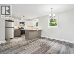 38 VIEWPOINT Avenue Unit# B, Hamilton, Ontario