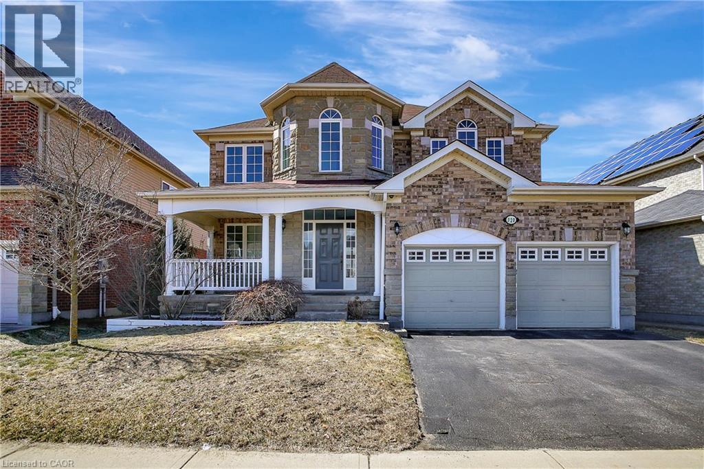 320 ROBERT FERRIE Drive, Kitchener, Ontario