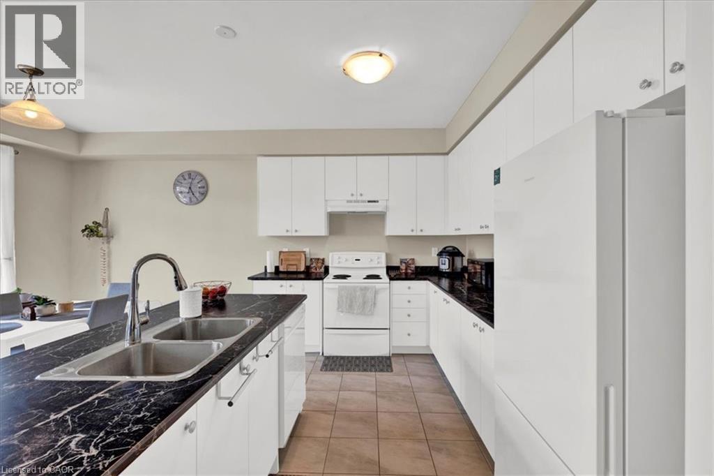 73 Stern Drive, Welland, Ontario  L3B 0M3 - Photo 6 - 40802845