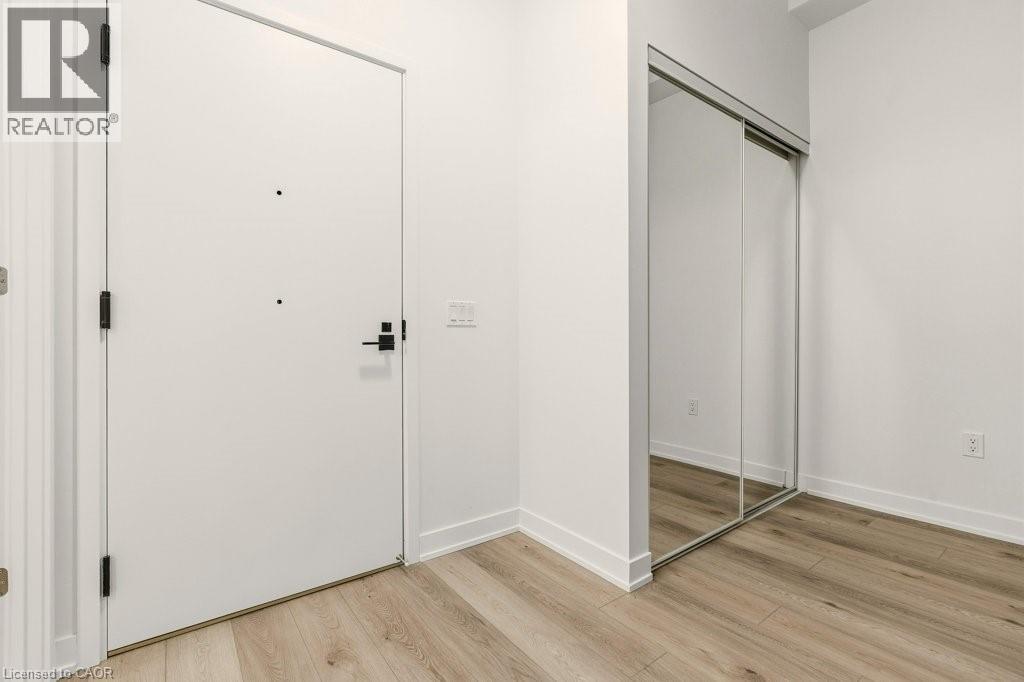 500 Plains Road E Unit# Ph3, Burlington, Ontario  L7T 0C8 - Photo 10 - 40802769