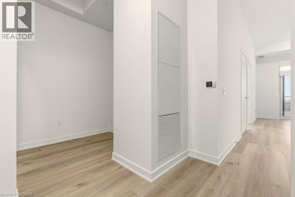 500 Plains Road E Unit# Ph3, Burlington, Ontario  L7T 0C8 - Photo 11 - 40802769