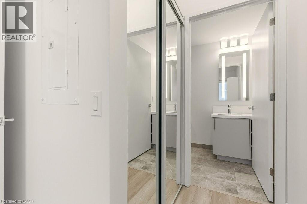 500 Plains Road E Unit# Ph3, Burlington, Ontario  L7T 0C8 - Photo 29 - 40802769