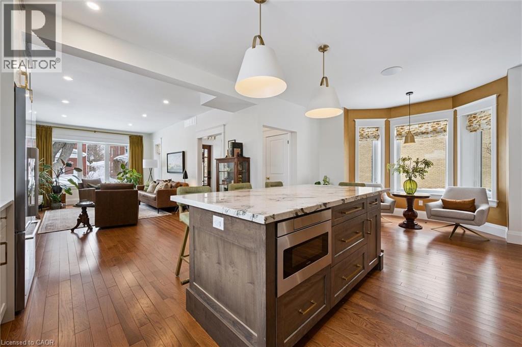 63 Menno Street, Waterloo, Ontario  N2L 2A6 - Photo 11 - 40802720