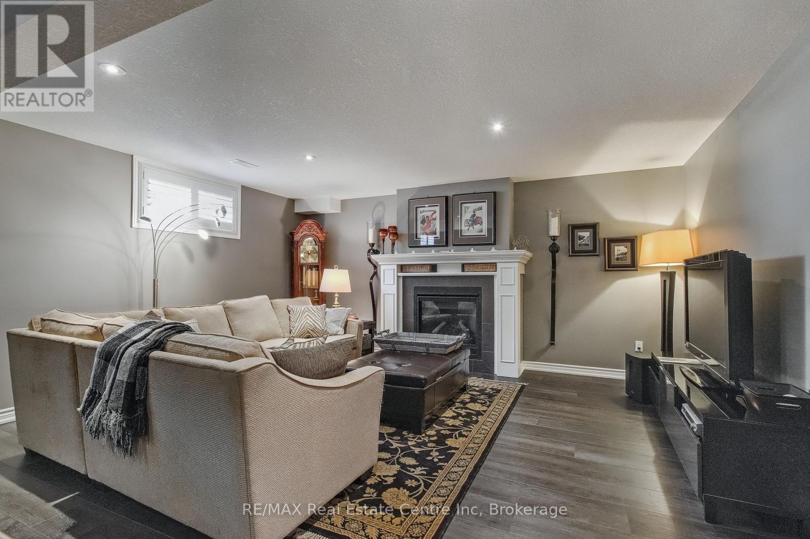 70 Mcgowan Street, Centre Wellington, Ontario  N0B 1S0 - Photo 4 - X12760494