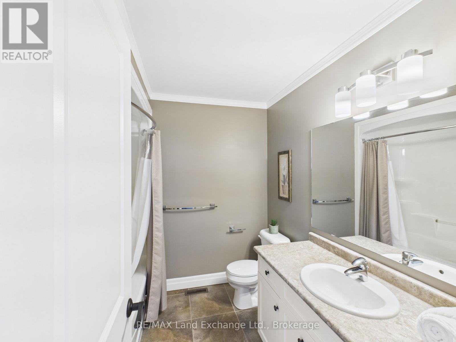 276 Wieck Boulevard, Kincardine, Ontario  N2Z 0A8 - Photo 19 - X12760574