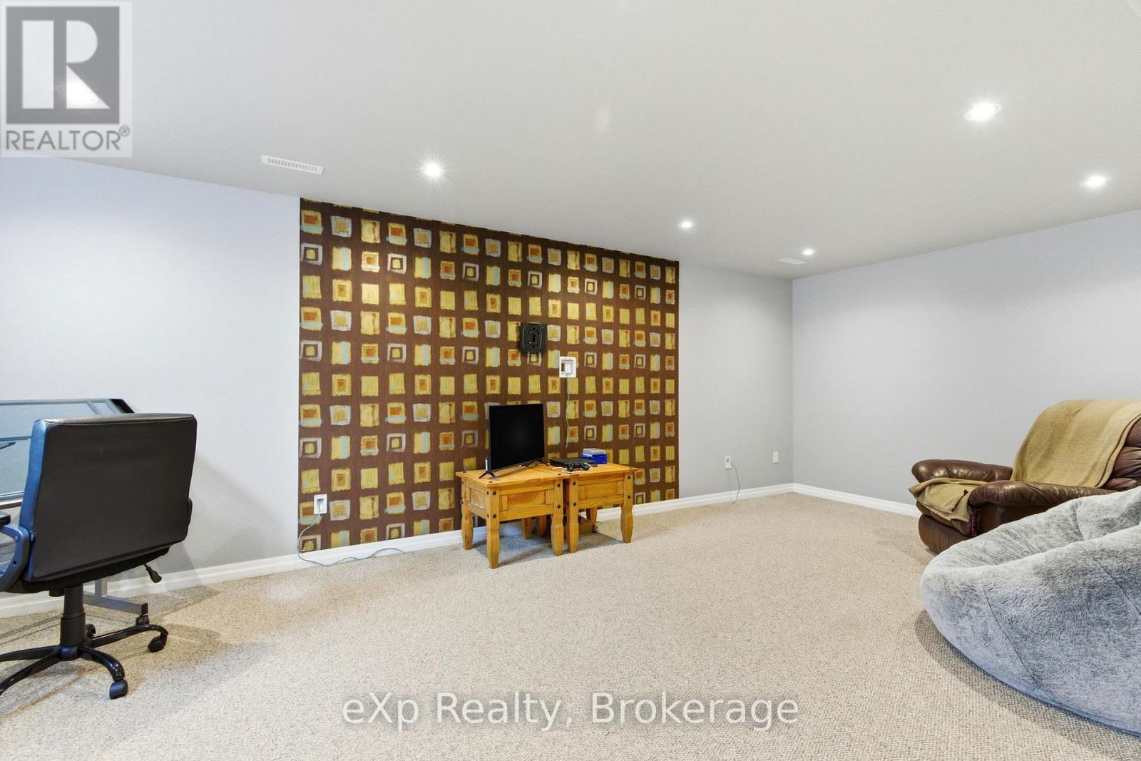 135 Maxwell Street, St. Marys, Ontario  N4X 0A2 - Photo 35 - X12760762