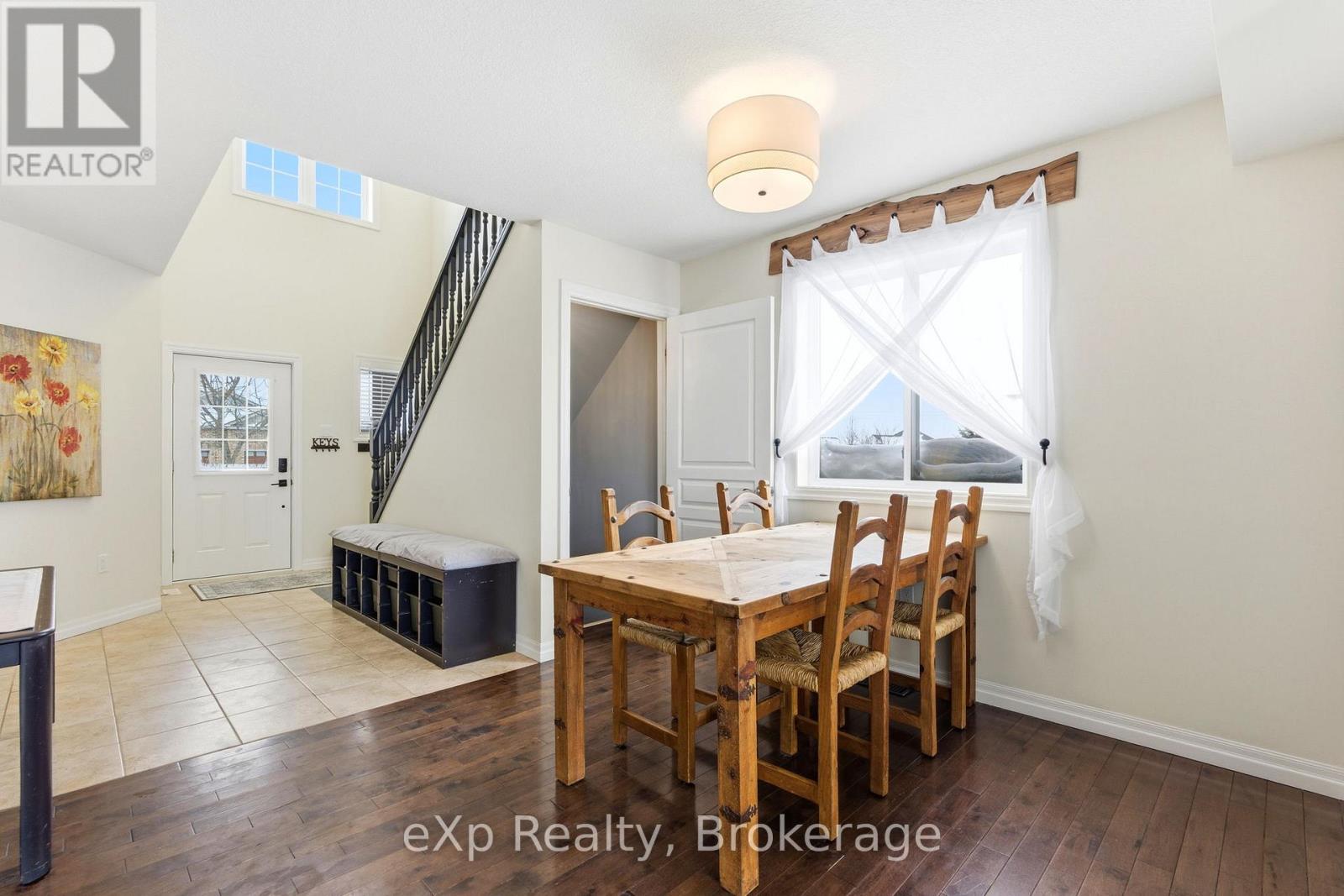 135 Maxwell Street, St. Marys, Ontario  N4X 0A2 - Photo 6 - X12760762