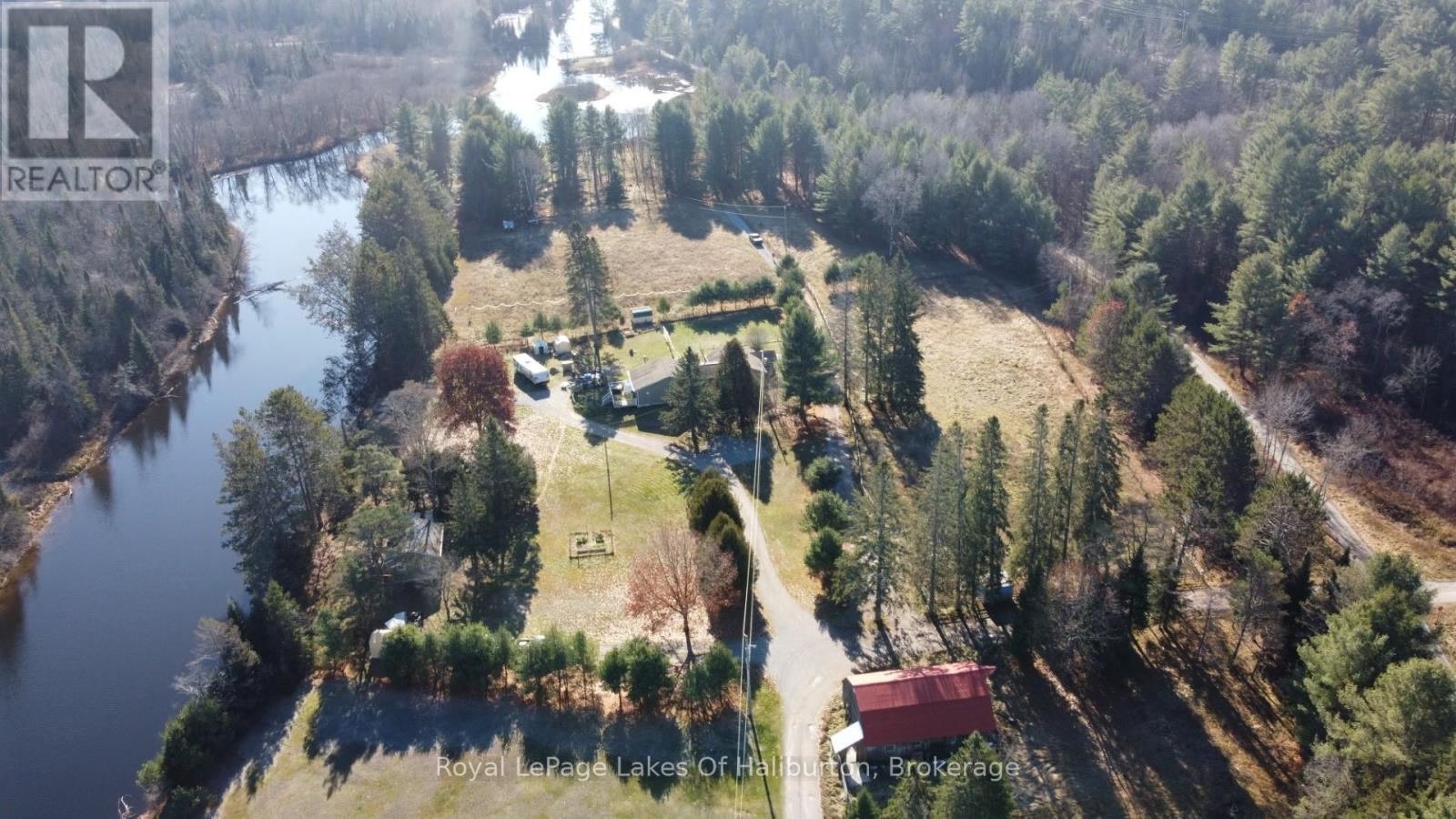 1036 Privet Drive, Minden Hills, Ontario  K0M 2A1 - Photo 3 - X12761172