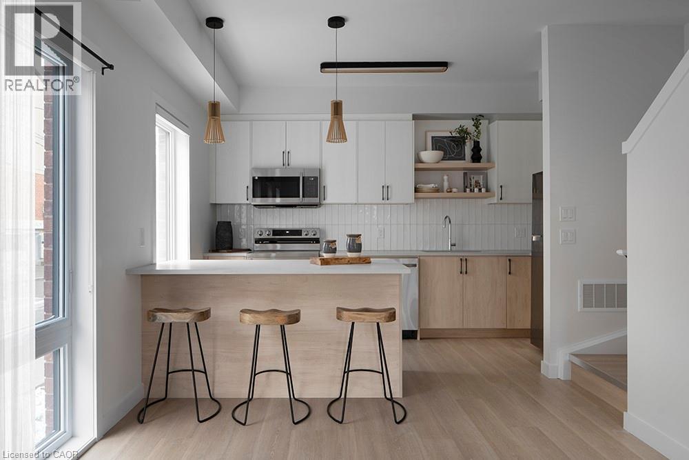 15 CEDAR Street N Unit# 1, Kitchener, Ontario