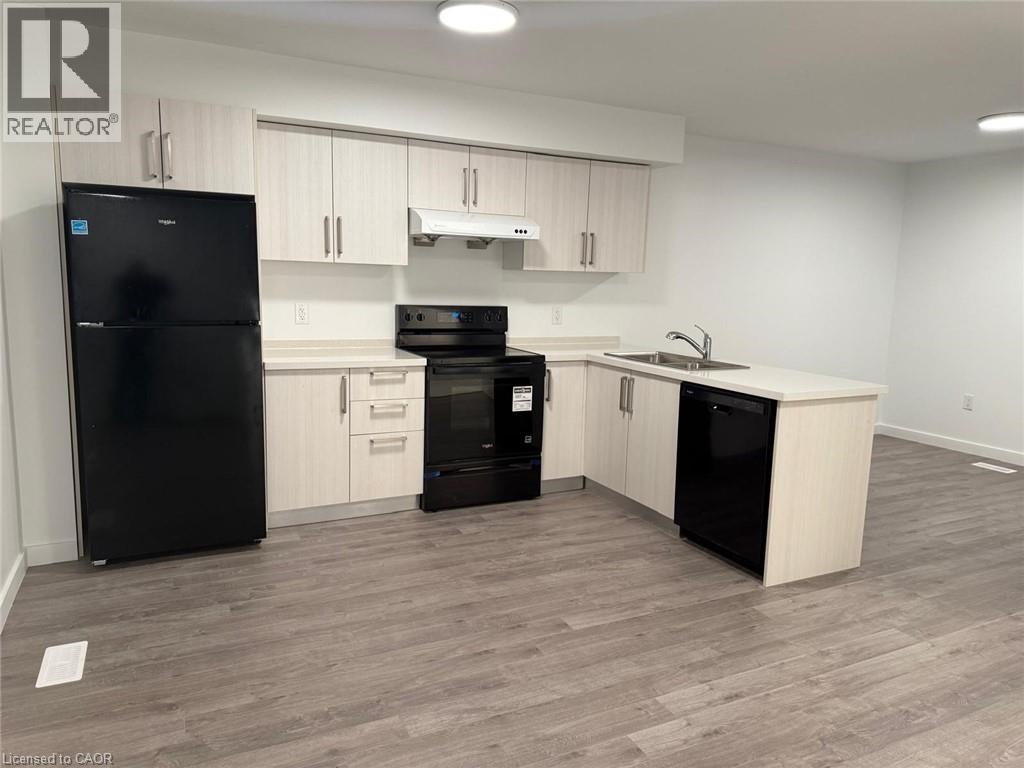 133 Highriver Trail Unit# Main, Welland, Ontario  L3C 0H6 - Photo 6 - 40803212