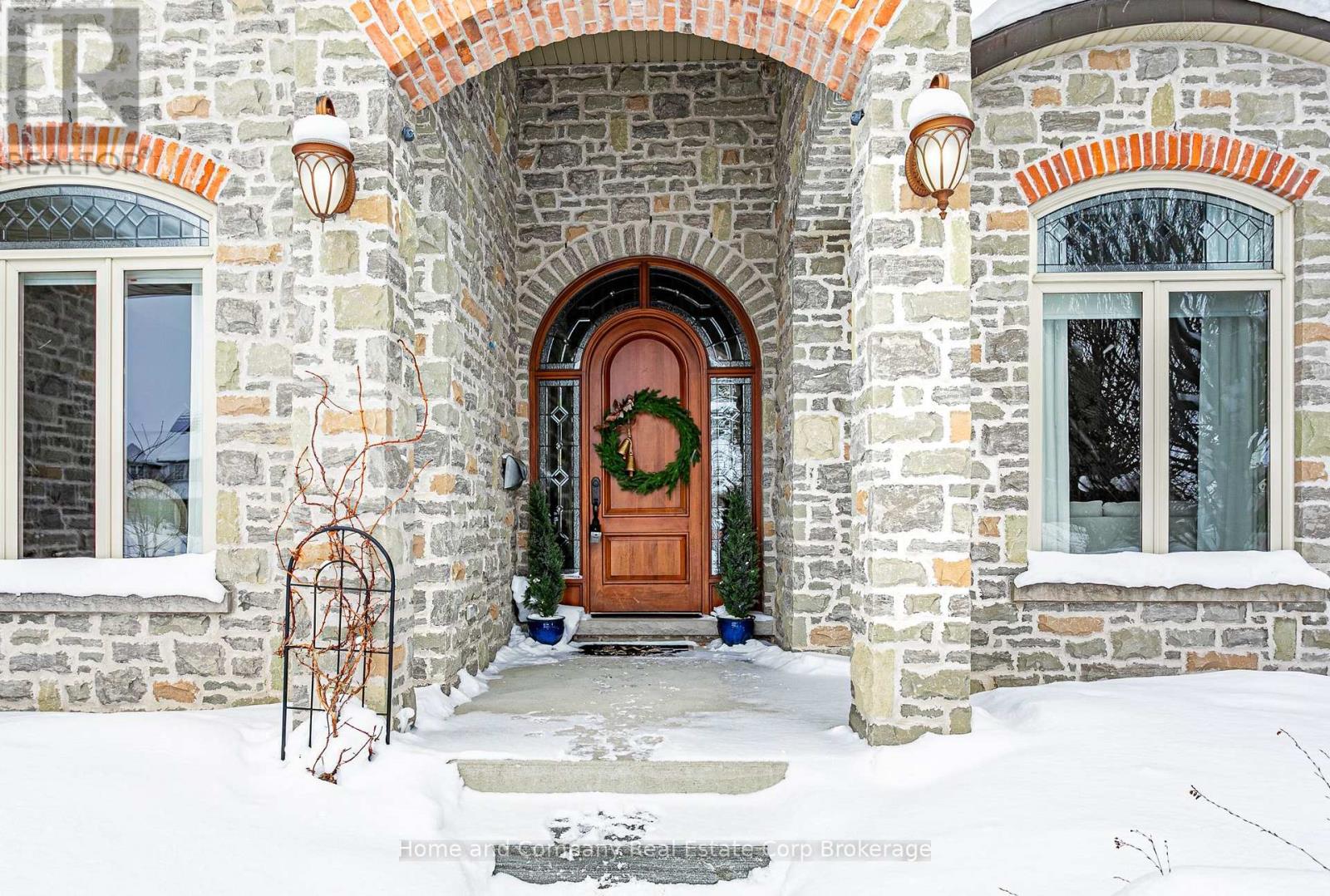 17 Sir Adam Beck Road, Stratford, Ontario  N5A 8B8 - Photo 2 - X12761610