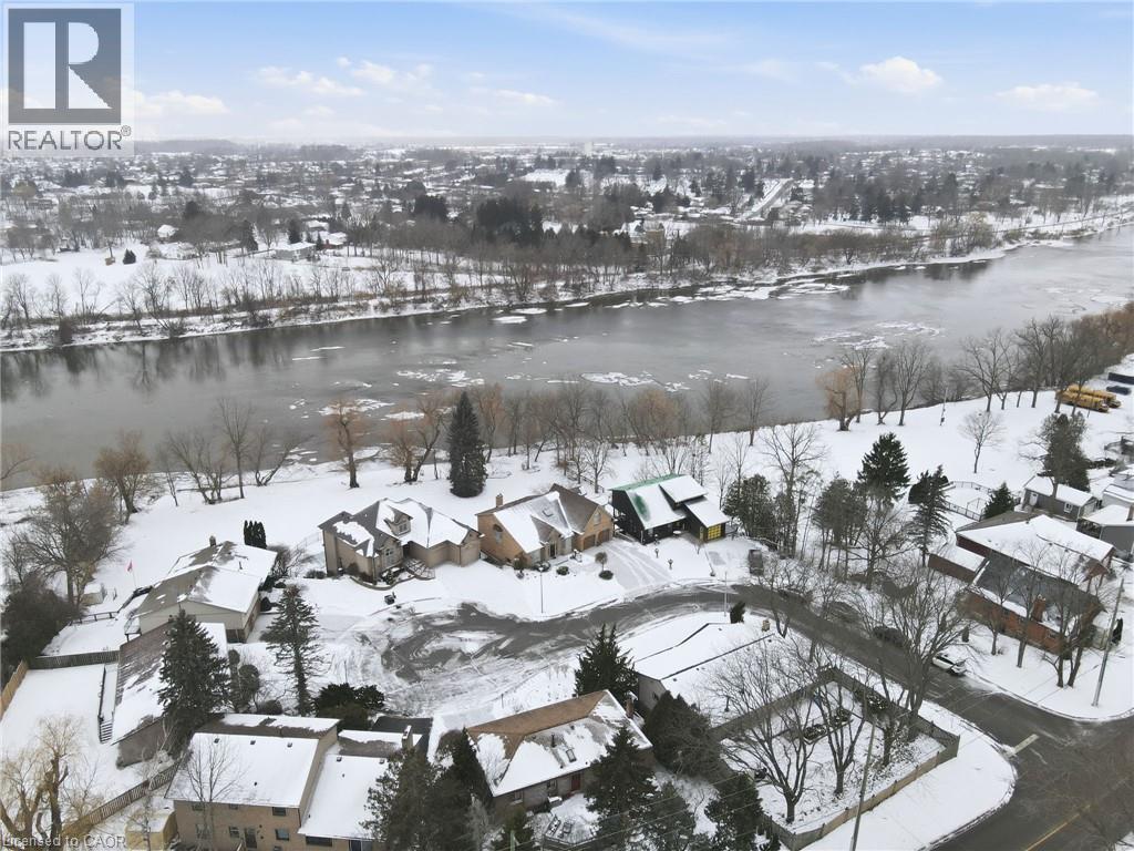 9 Lamb Court, Caledonia, Ontario  N3W 1E2 - Photo 43 - 40803203