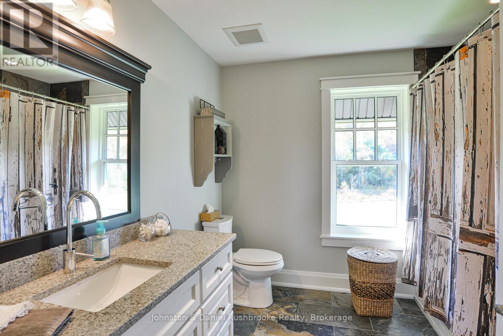 1422 Muskoka Rd 118 Road W, Bracebridge, Ontario  P1L 1W8 - Photo 37 - X12762760