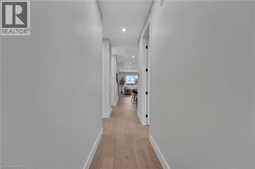 100 Clayton Street, Mitchell, Ontario  N0K 1N0 - Photo 6 - 40801844