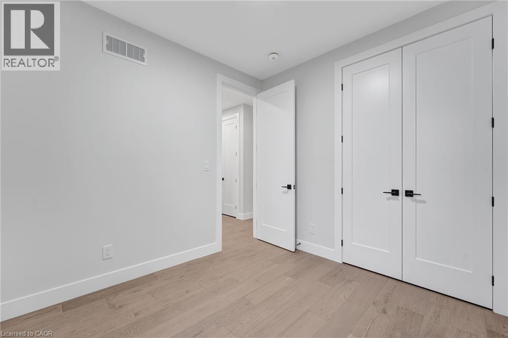 100 Clayton Street, Mitchell, Ontario  N0K 1N0 - Photo 7 - 40801844