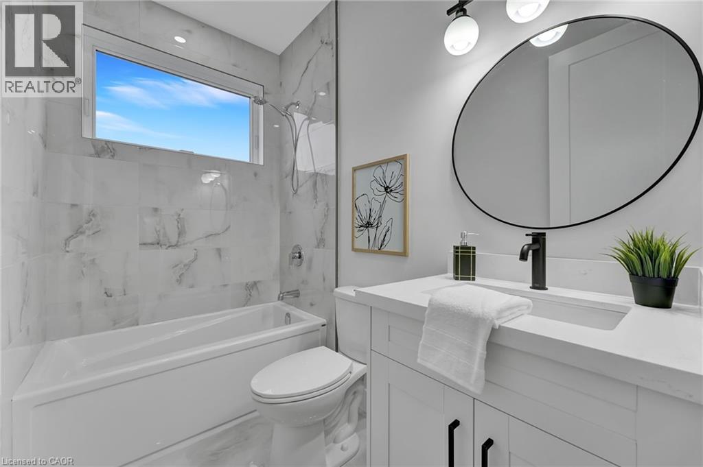 100 Clayton Street, Mitchell, Ontario  N0K 1N0 - Photo 8 - 40801844