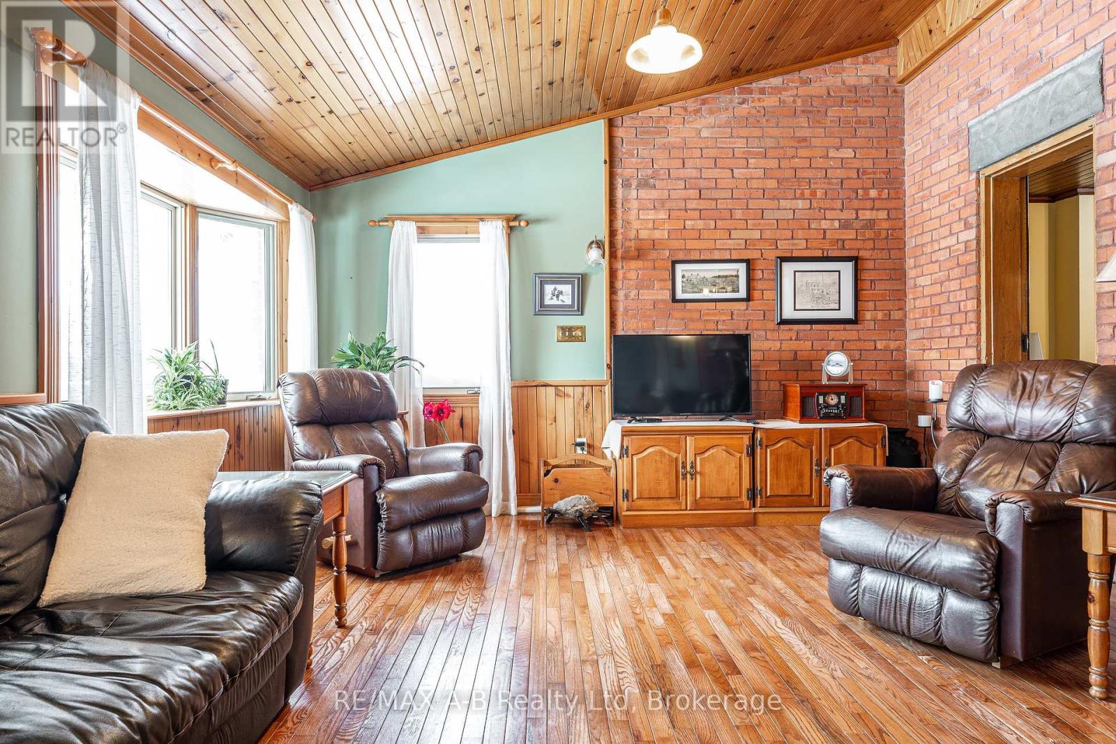 3330 Rd 145, West Perth, Ontario  N4X 1C9 - Photo 18 - X12763060