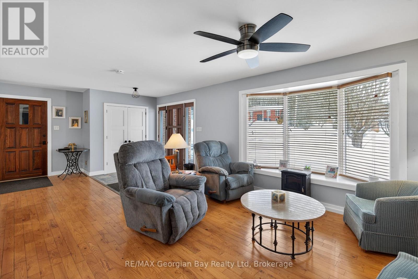 63 Lepage Drive, Penetanguishene, Ontario  L9M 1R5 - Photo 6 - S12763384