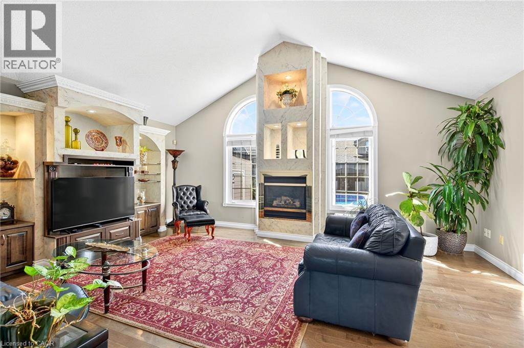 18 Konstantine Court, Hamilton, Ontario  L9B 2T3 - Photo 11 - 40803361