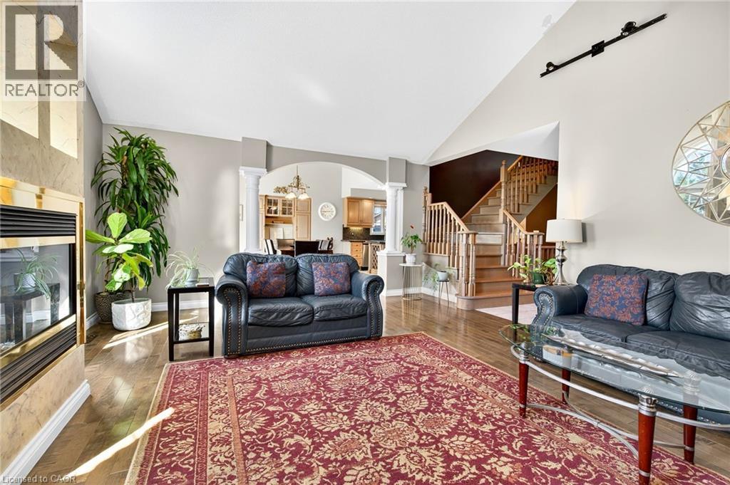 18 Konstantine Court, Hamilton, Ontario  L9B 2T3 - Photo 13 - 40803361