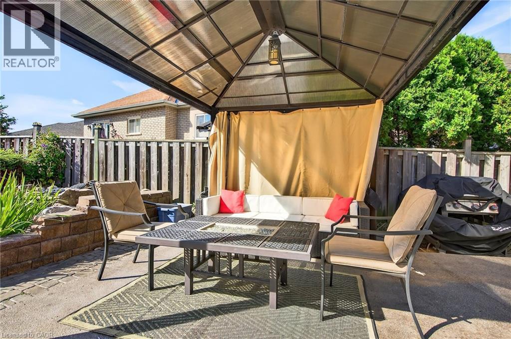 18 Konstantine Court, Hamilton, Ontario  L9B 2T3 - Photo 41 - 40803361