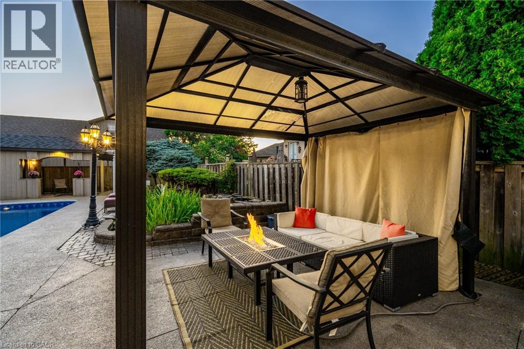 18 Konstantine Court, Hamilton, Ontario  L9B 2T3 - Photo 45 - 40803361