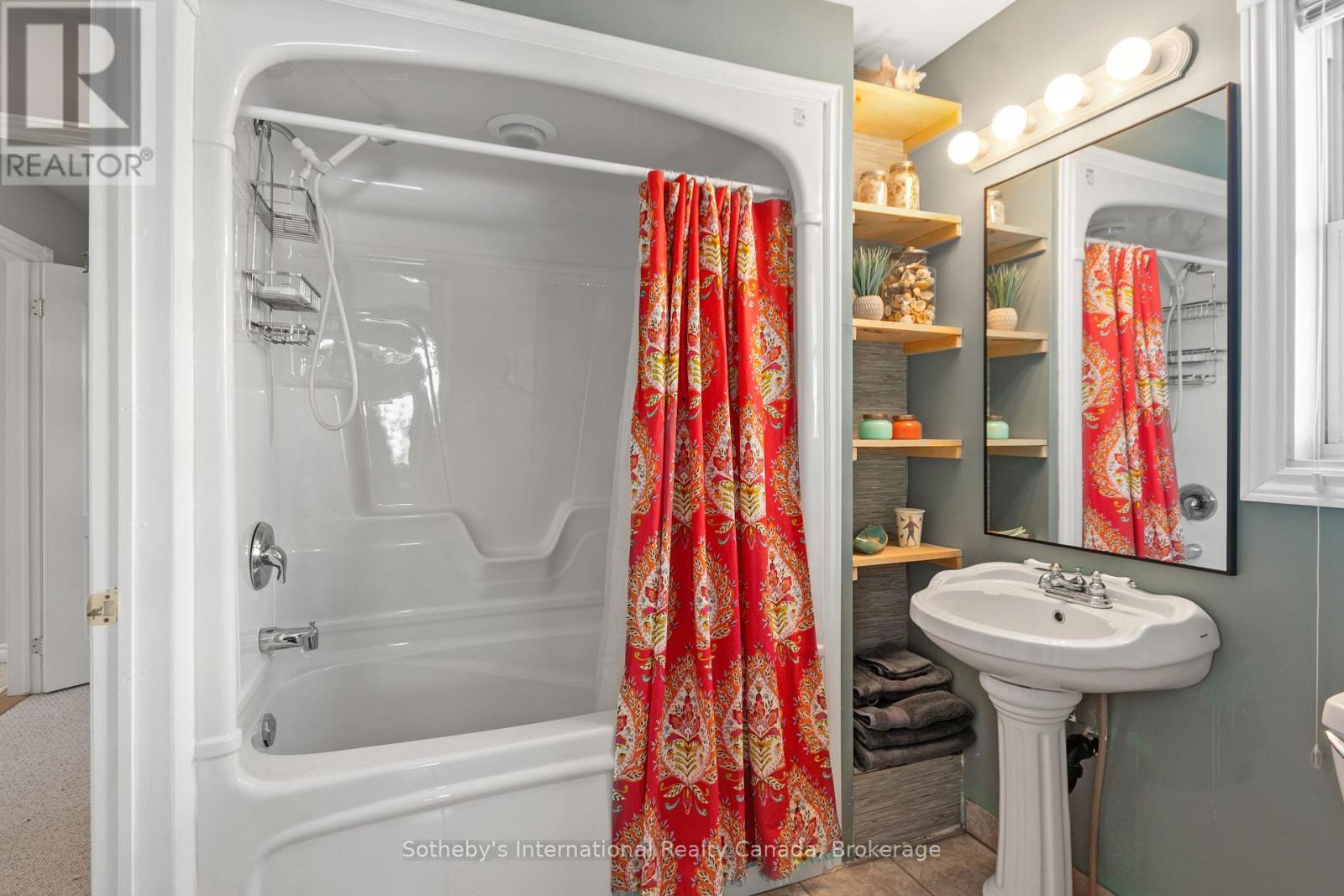 604 Champlain Road, Tiny, Ontario  L9M 0C2 - Photo 34 - S12765292