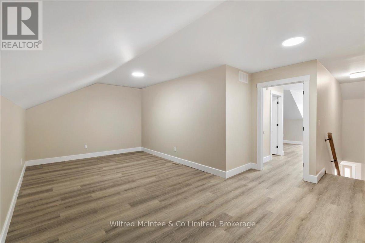 227 Saugeen Street, Saugeen Shores, Ontario  N0H 2L0 - Photo 20 - X12766706