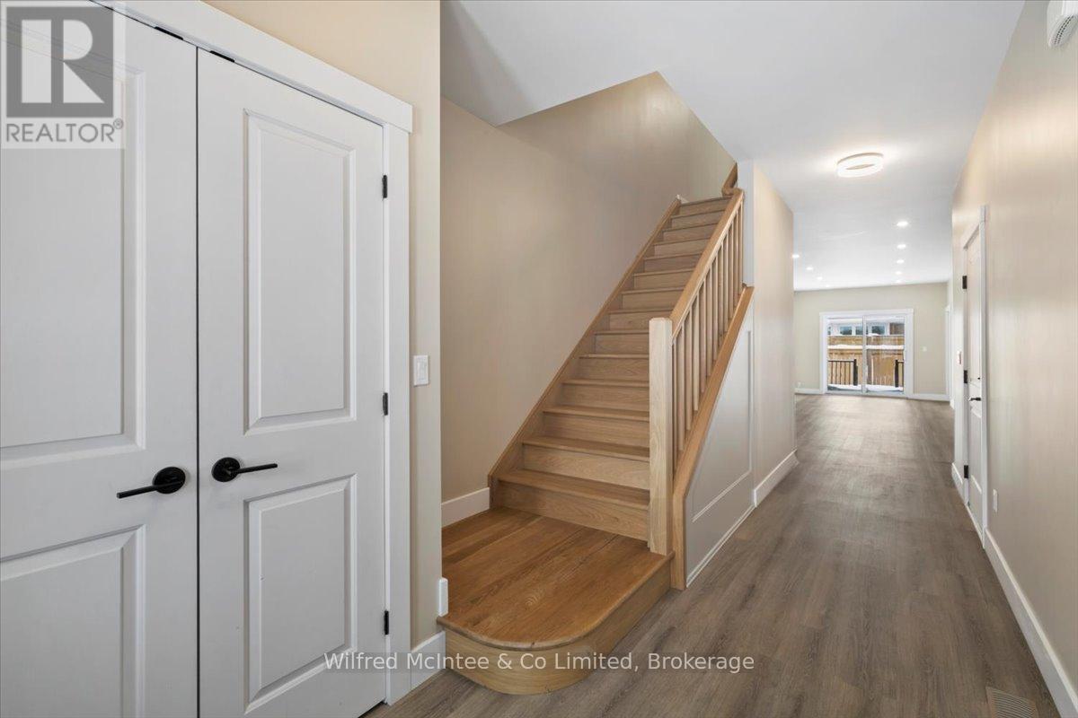 227 Saugeen Street, Saugeen Shores, Ontario  N0H 2L0 - Photo 8 - X12766706