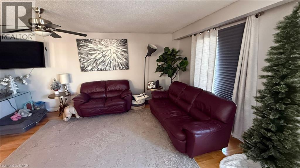 9 Valerie Court, Cambridge, Ontario  N3C 3H4 - Photo 10 - 40803727