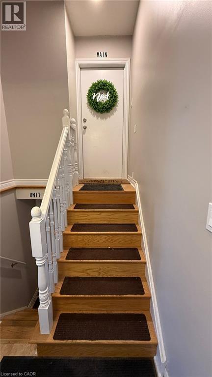 9 Valerie Court, Cambridge, Ontario  N3C 3H4 - Photo 3 - 40803727