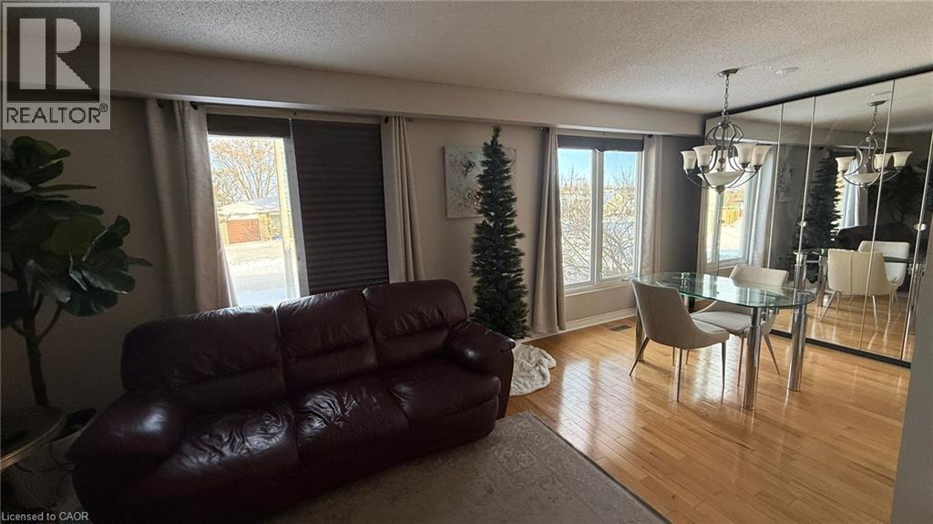 9 Valerie Court, Cambridge, Ontario  N3C 3H4 - Photo 8 - 40803727