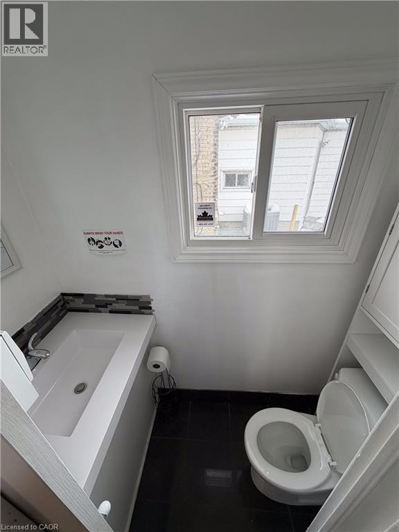 239 Brant Avenue Unit# Main, Brantford, Ontario  N3T 3J4 - Photo 7 - 40803058