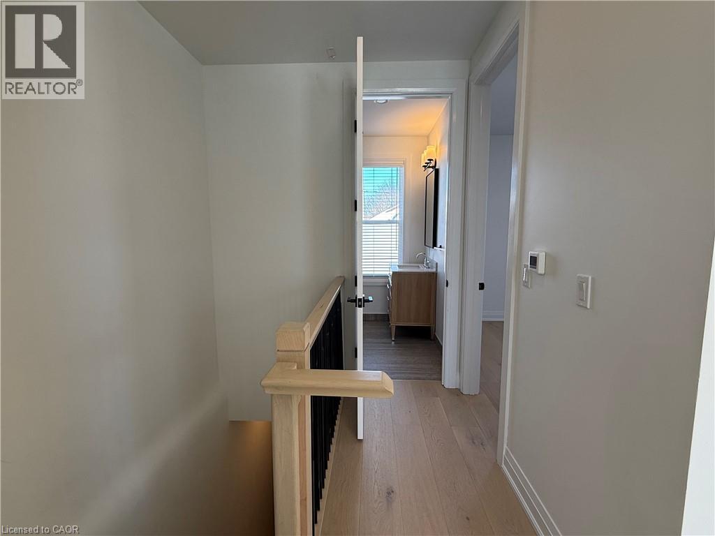 35 Victoria Avenue Unit# B, Cambridge, Ontario  N1S 1X2 - Photo 12 - 40802898