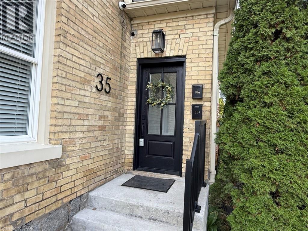 35 Victoria Avenue Unit# B, Cambridge, Ontario  N1S 1X2 - Photo 3 - 40802898