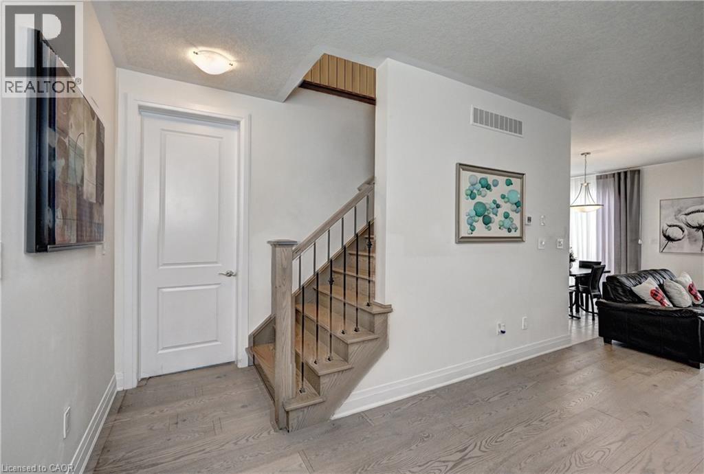 520 Nathalie Crescent, Kitchener, Ontario  N2E 0H8 - Photo 17 - 40803757