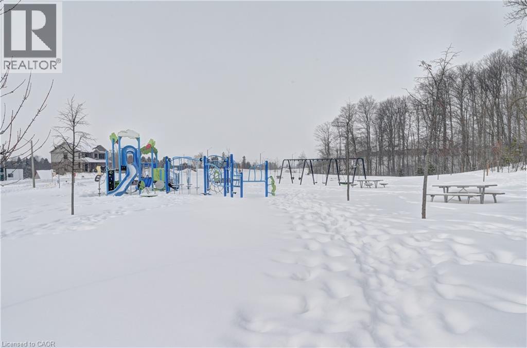 520 Nathalie Crescent, Kitchener, Ontario  N2E 0H8 - Photo 38 - 40803757