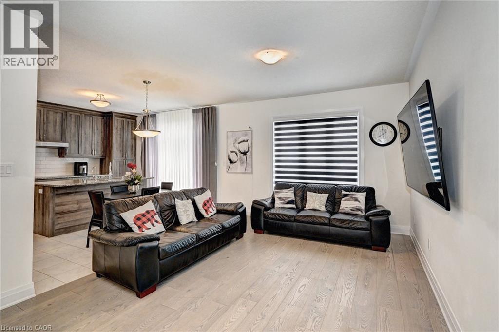 520 Nathalie Crescent, Kitchener, Ontario  N2E 0H8 - Photo 9 - 40803757