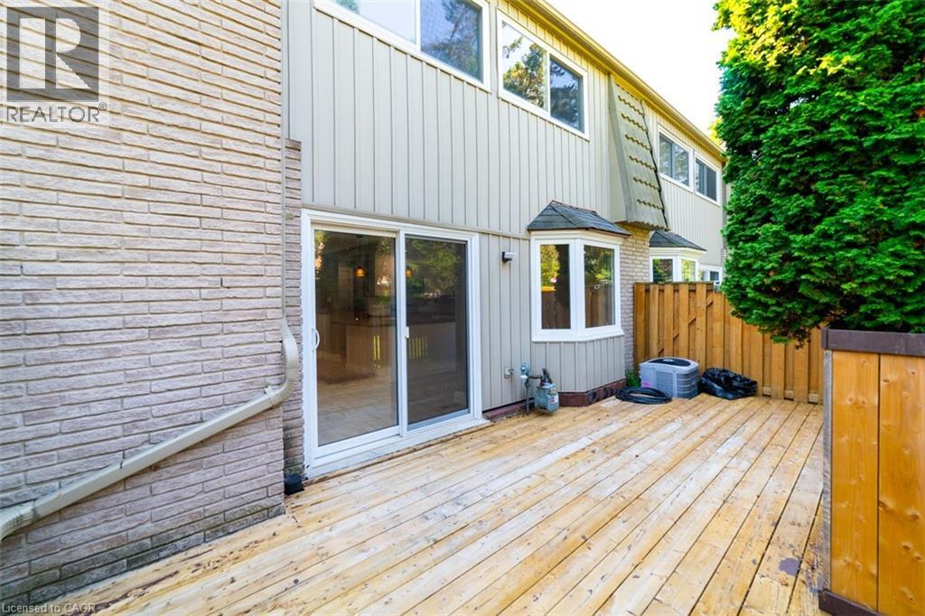 1011 White Oak Drive Unit# 2, Burlington, Ontario  L7T 2L3 - Photo 32 - 40803696