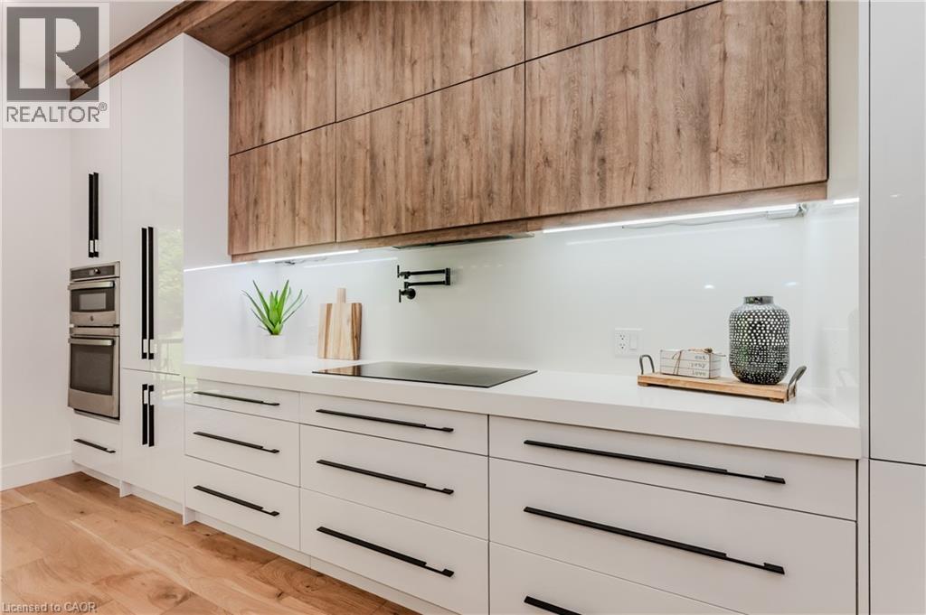 320 Otterbein Road, Kitchener, Ontario  N2B 0A7 - Photo 15 - 40803812