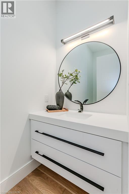 320 Otterbein Road, Kitchener, Ontario  N2B 0A7 - Photo 18 - 40803812