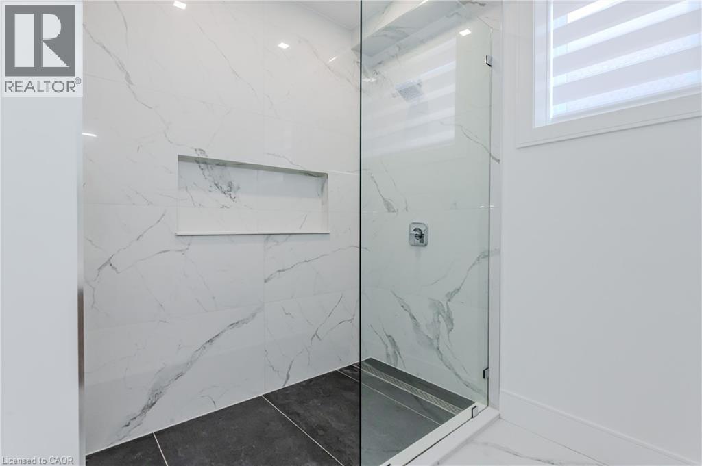 320 Otterbein Road, Kitchener, Ontario  N2B 0A7 - Photo 38 - 40803812