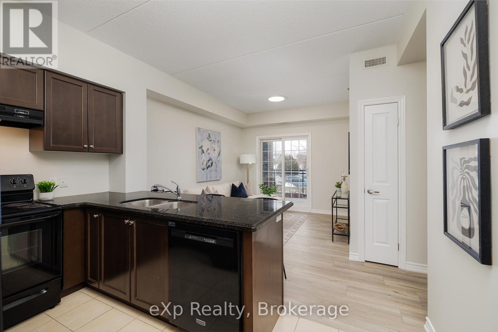 109 - 1440 Gordon Street, Guelph, Ontario  N1L 1C8 - Photo 2 - X12770526