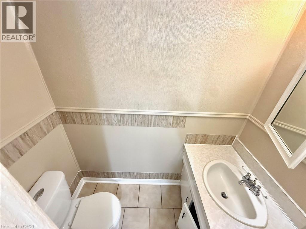 17 Lyons Avenue, Welland, Ontario  L3B 1L8 - Photo 13 - 40802183